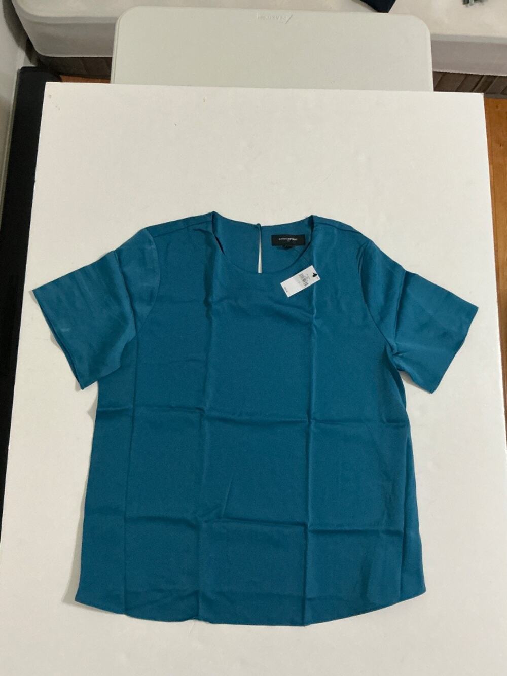 Banana Republic Blouse Womens L Teal Blue Short Sleeve Crew Neck Top NWT $65